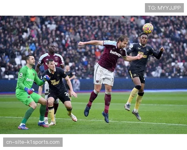 西汉姆联主场韧性值得肯定 近六个主场保持不败